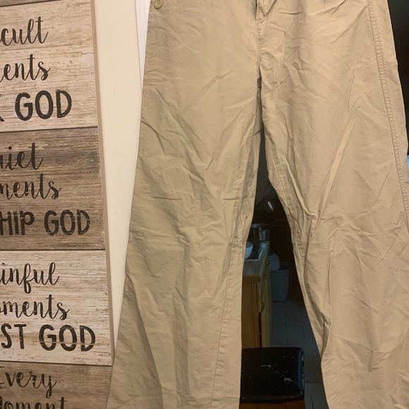 SOLD 🛑2 for 1 Deal !!! American Eagle khakis - Picture 3 of 4